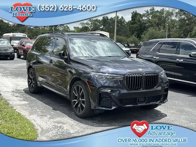 2022 BMW X7 xDrive40i — photo 1 of 49