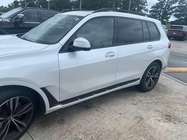 2022 BMW X7 xDrive40i — photo 1 of 1
