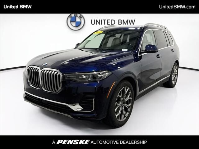 2021 BMW X7 xDrive40i — photo 1 of 13