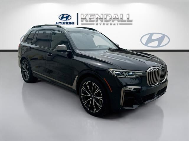 2021 BMW X7 M50i