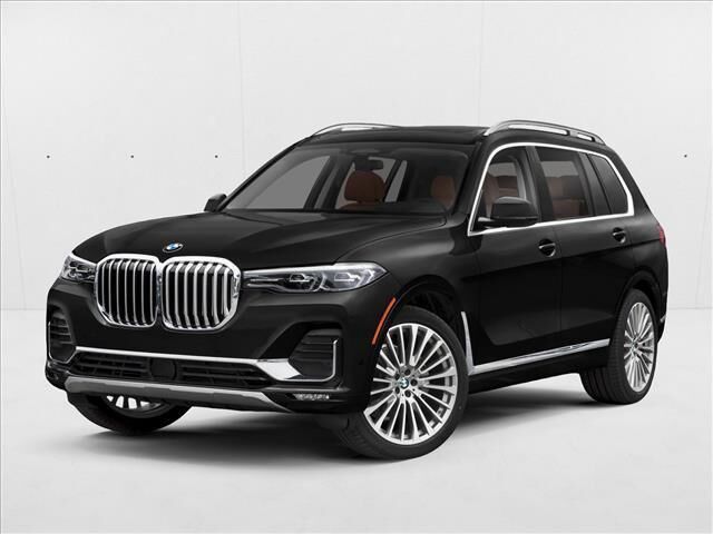 2022 BMW X7 M50i — photo 1 of 1