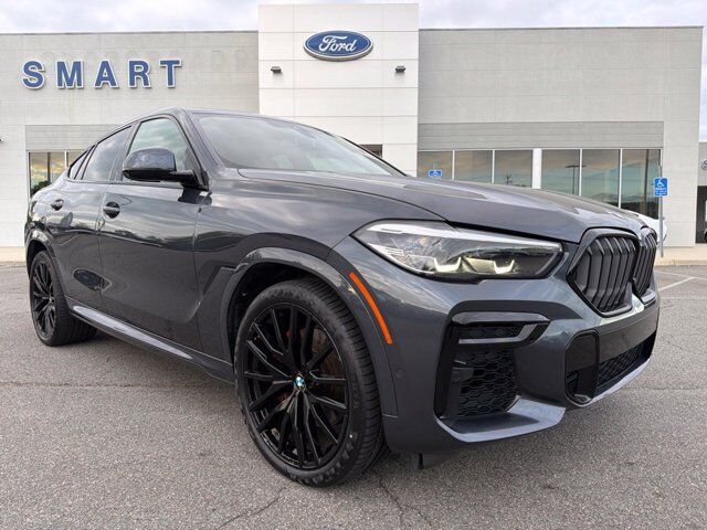 2022 BMW X6 xDrive40i