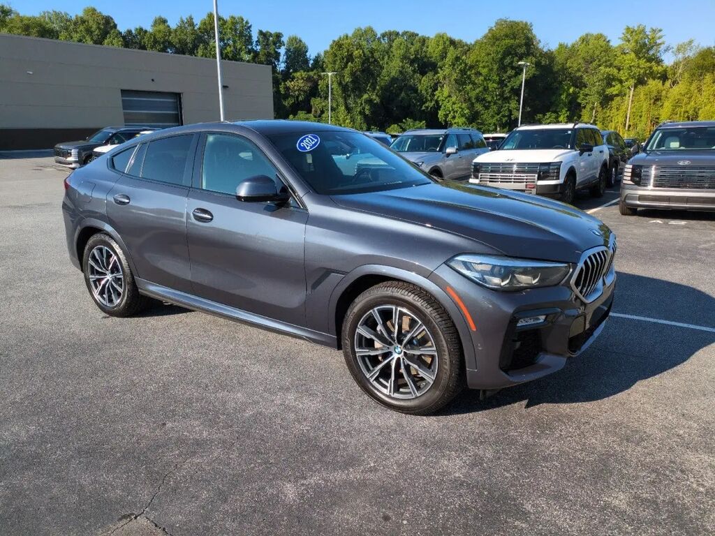 2021 BMW X6 xDrive40i — photo 1 of 13