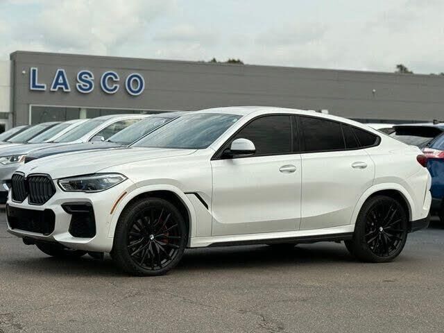 2023 BMW X6 M50i