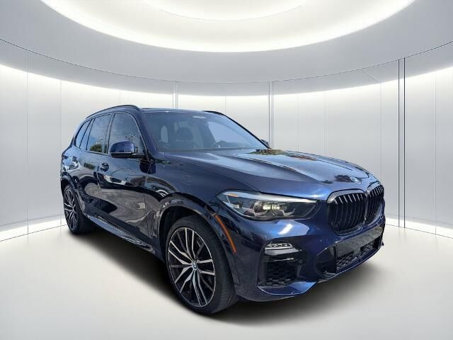 2021 BMW X5 M50i xDrive — photo 1 of 13