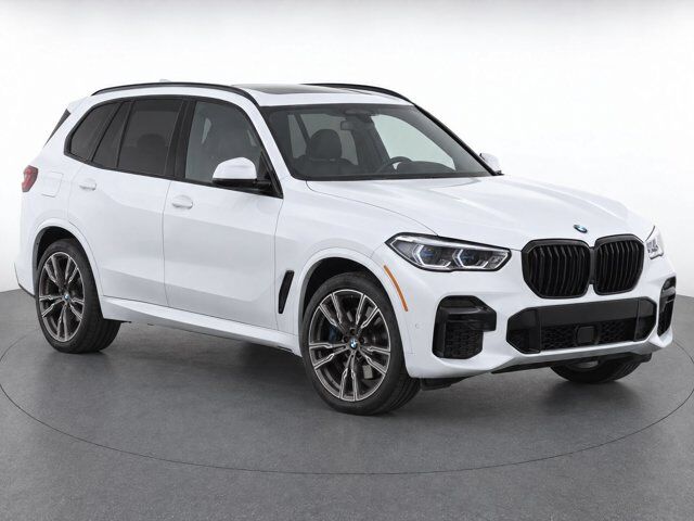 2022 BMW X5 M50i