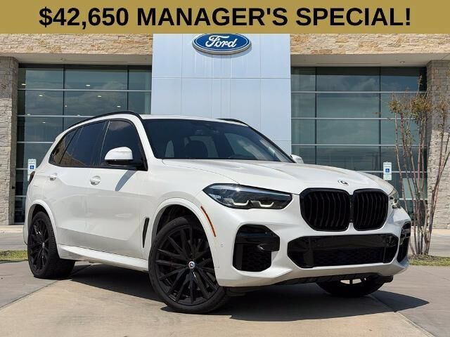 2023 BMW X5 M50i