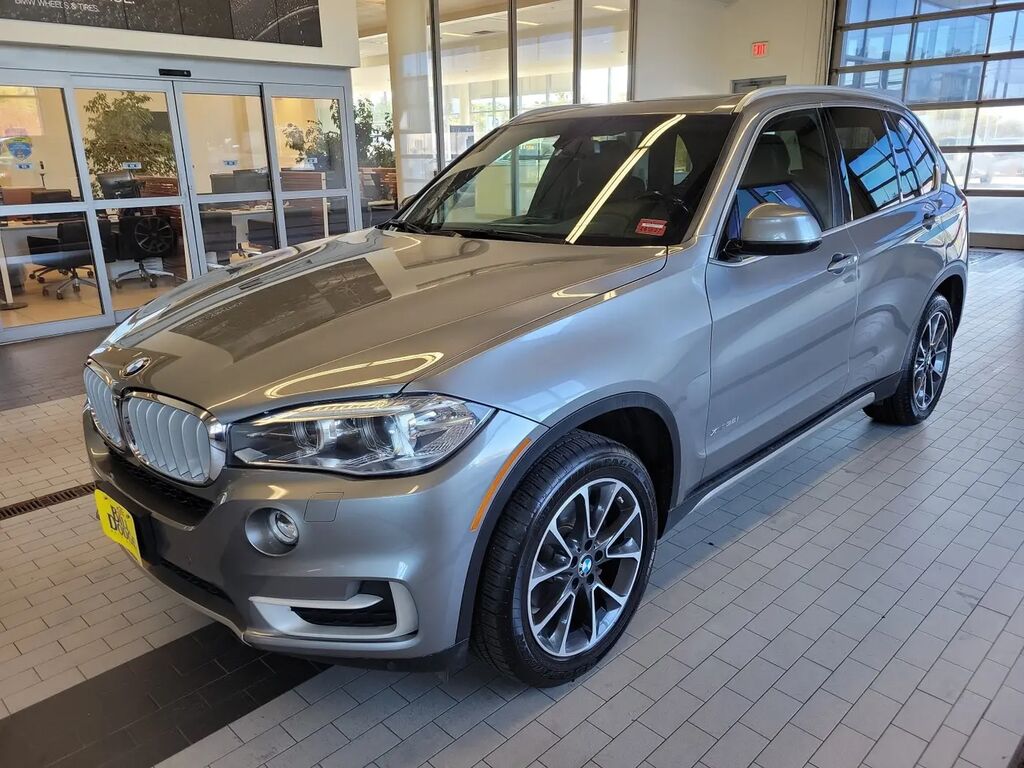 2017 BMW X5 xDrive35i — photo 1 of 13