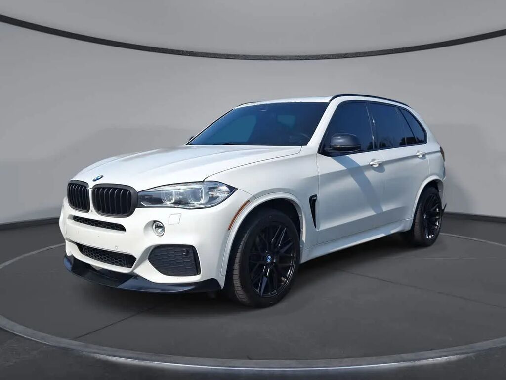 2014 BMW X5 xDrive50i — photo 1 of 10