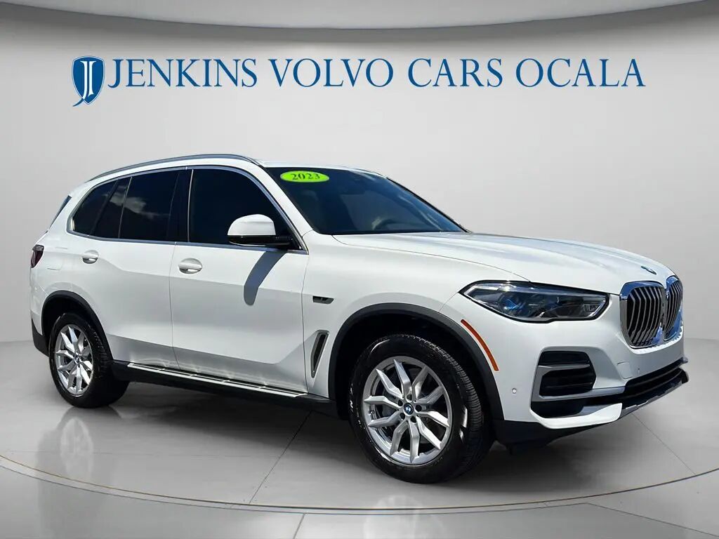 2023 BMW X5 xDrive45e — photo 1 of 13