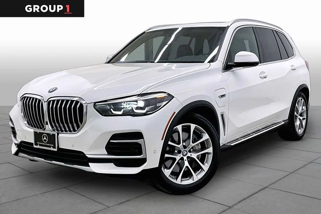 2023 BMW X5 xDrive45e — photo 1 of 13