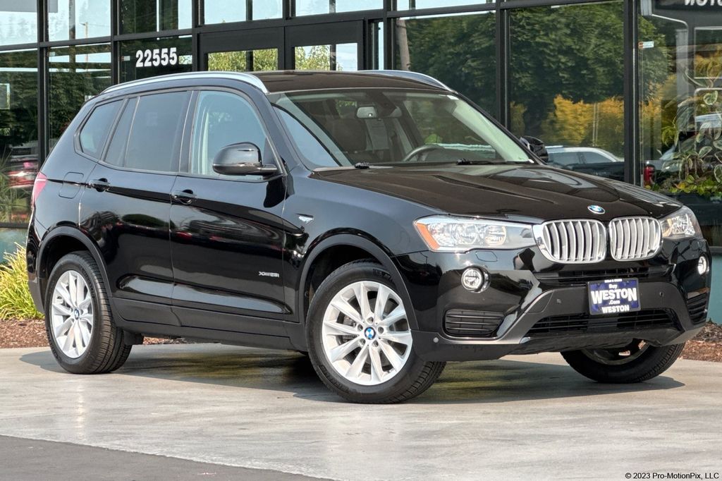 2017 BMW X3 xDrive28i — photo 1 of 13