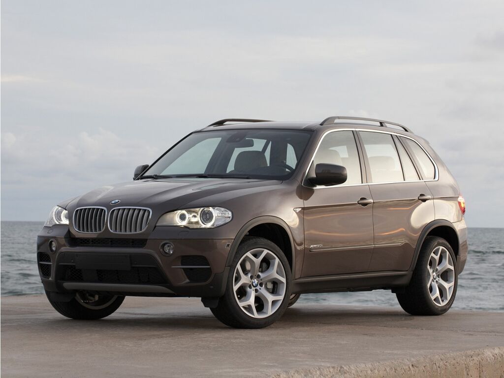 2012 BMW X5 xDrive50i — photo 1 of 13