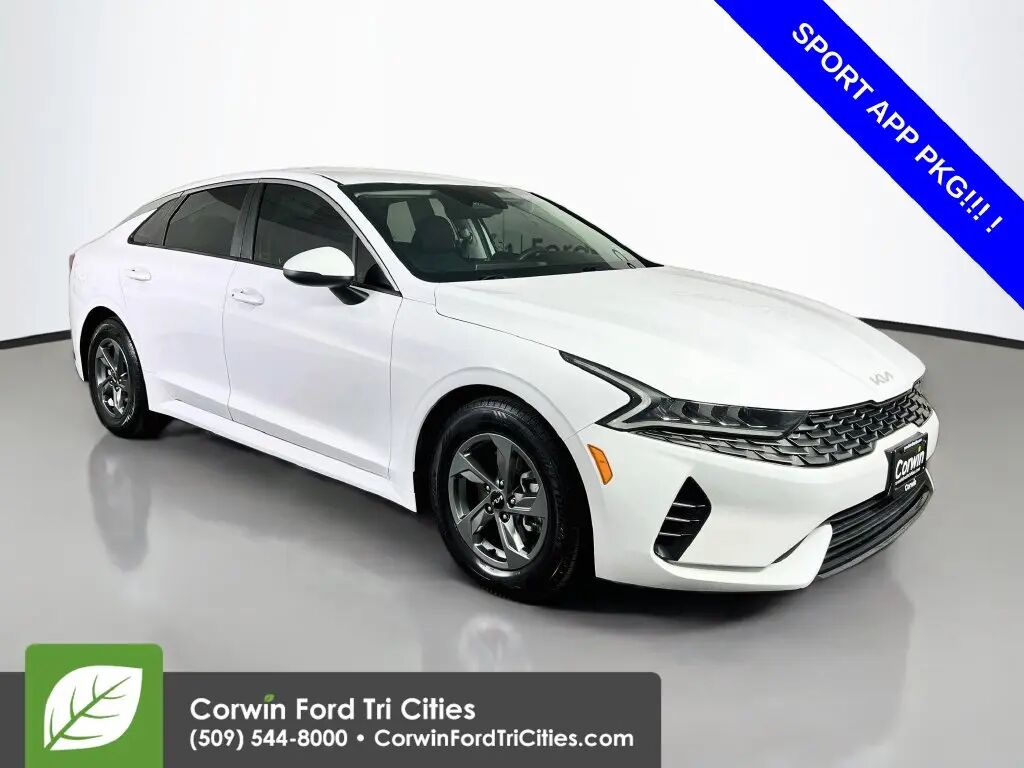 2022 Kia K5 LXS — photo 1 of 13