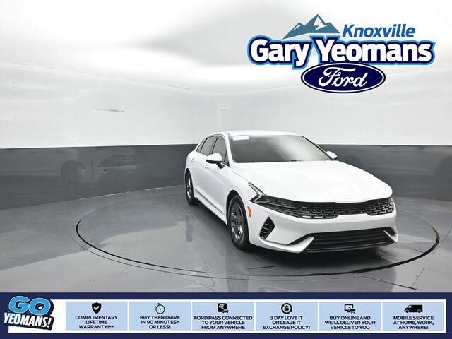 2023 Kia K5 LXS — photo 1 of 26