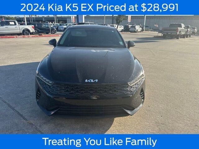 2024 Kia K5 EX