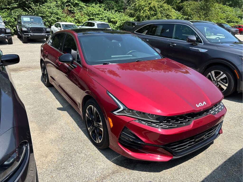 2024 Kia K5 GT-Line — photo 1 of 2
