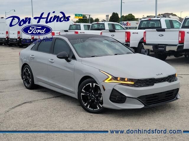 2022 Kia K5 GT-Line