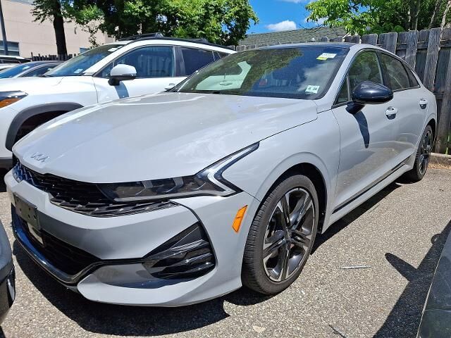 2024 Kia K5 GT-Line — photo 1 of 17