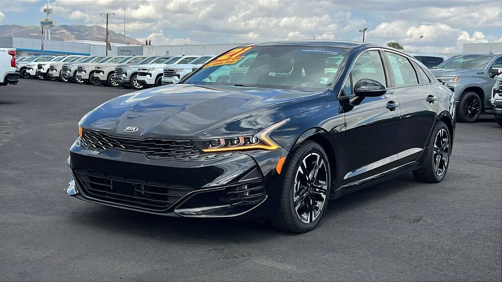 2021 Kia K5 GT-Line — photo 1 of 13