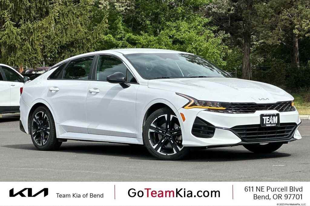 2022 Kia K5 GT-Line — photo 1 of 13
