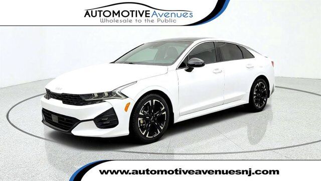 2022 Kia K5 GT-Line — photo 1 of 2