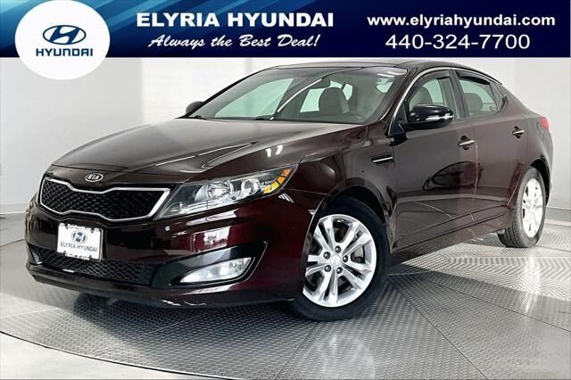 2012 Kia Optima EX Turbo — photo 1 of 13
