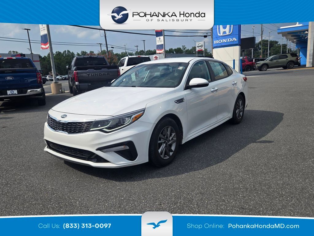 2019 Kia Optima LX — photo 1 of 13