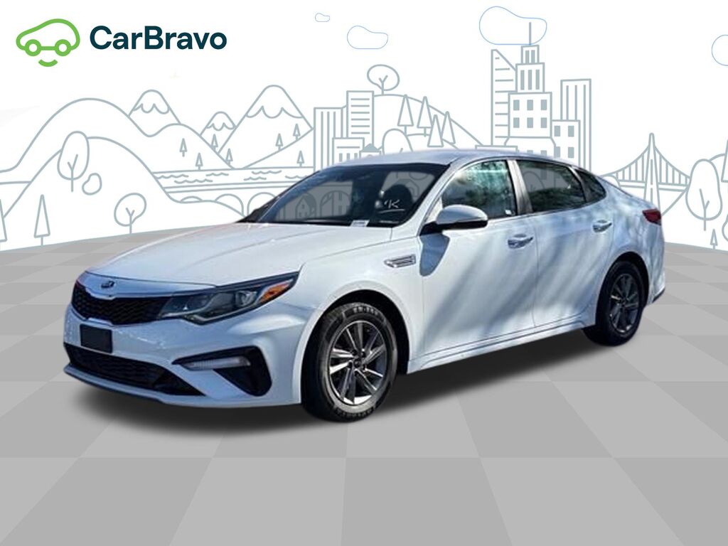 2020 Kia Optima LX — photo 1 of 7
