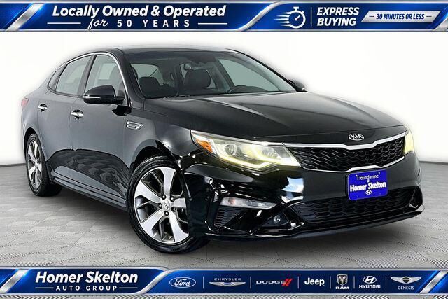 2019 Kia Optima S — photo 1 of 13