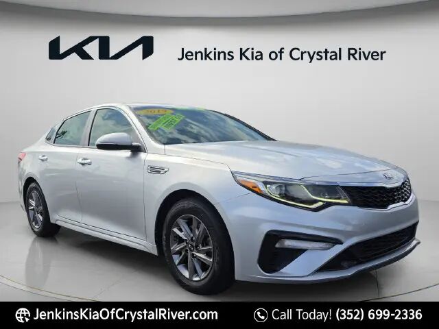 2019 Kia Optima LX — photo 1 of 13