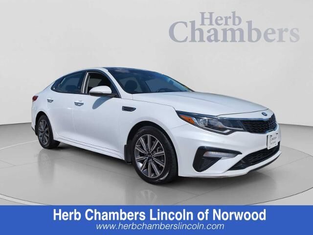 2019 Kia Optima LX — photo 1 of 13
