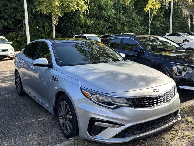 2019 Kia Optima LX — photo 1 of 11