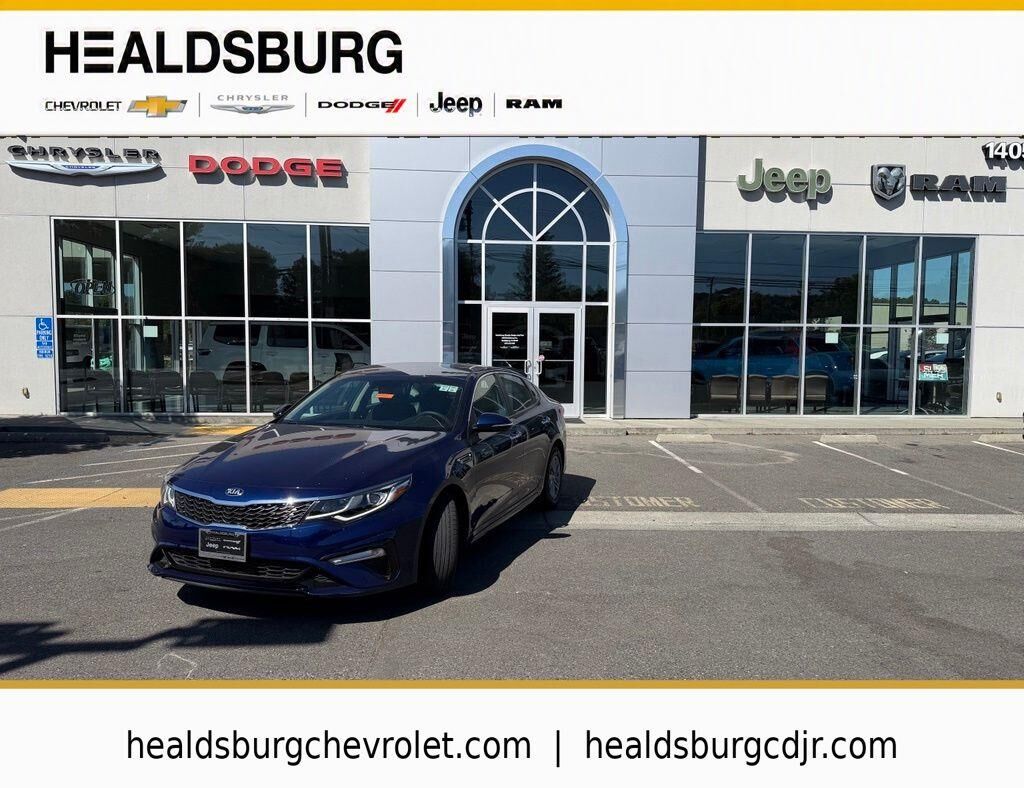 2020 Kia Optima LX — photo 1 of 13