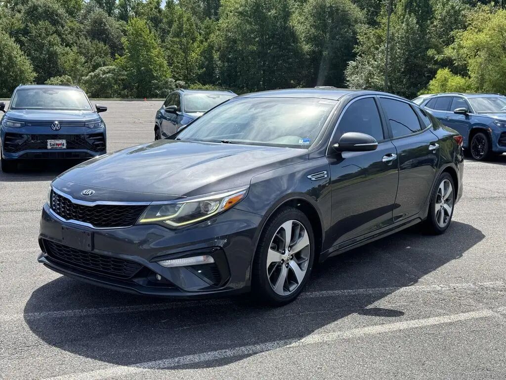 2019 Kia Optima S — photo 1 of 25