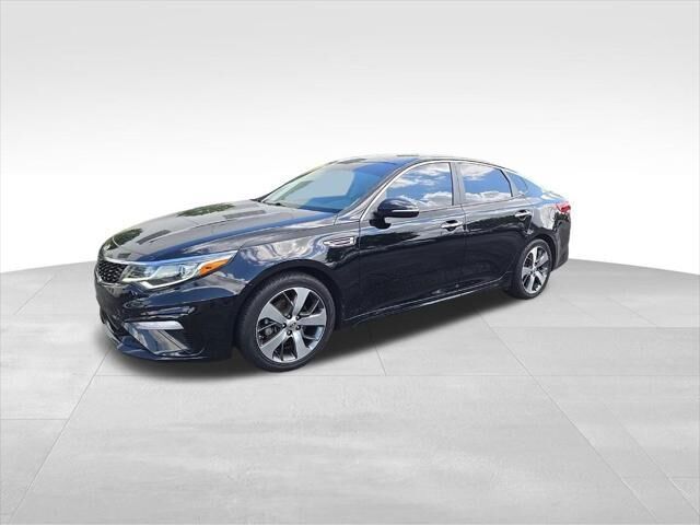 2020 Kia Optima S — photo 1 of 13