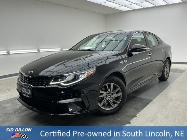 2020 Kia Optima LX — photo 1 of 30