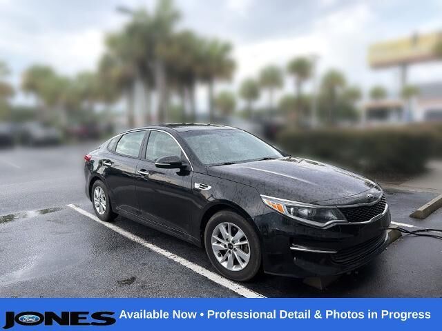 2017 Kia Optima LX