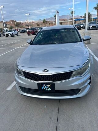 2017 Kia Optima LX — photo 1 of 13