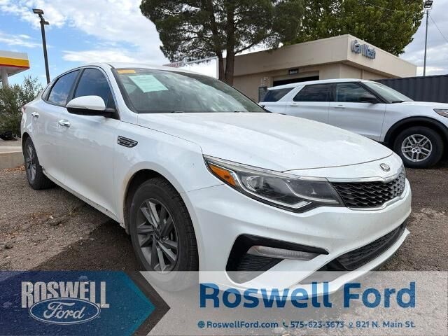 2019 Kia Optima LX — photo 1 of 5