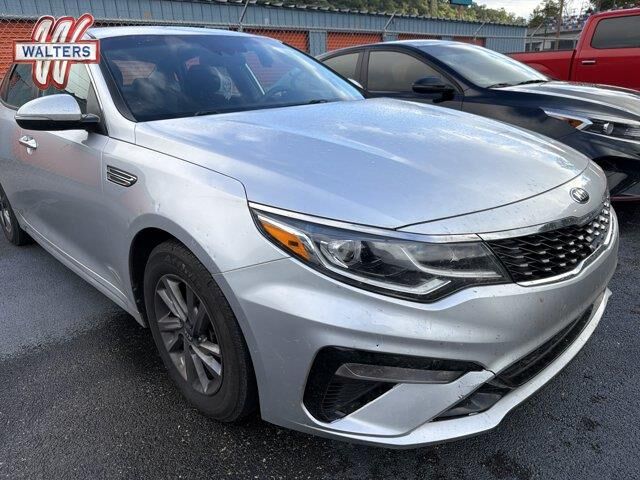 2019 Kia Optima LX — photo 1 of 12