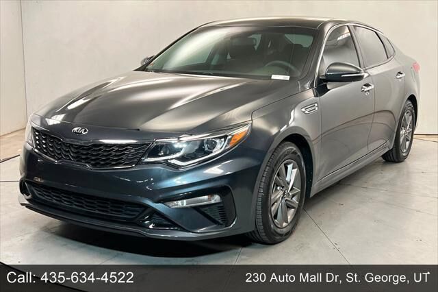 2020 Kia Optima LX — photo 1 of 26