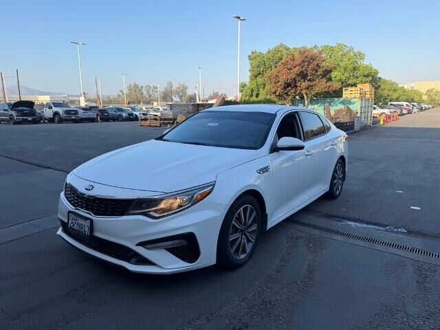 2020 Kia Optima EX — photo 1 of 5