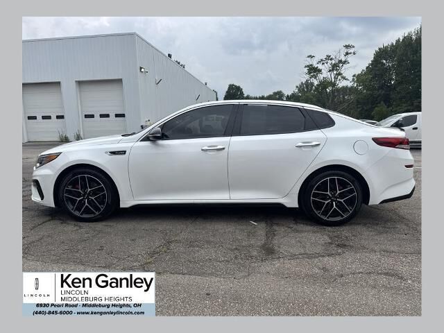 2020 Kia Optima SX Turbo — photo 1 of 13