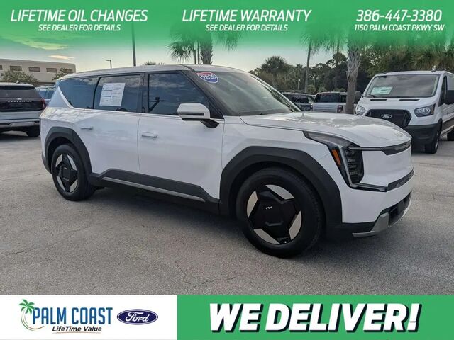 2026 Kia EV9 Light
