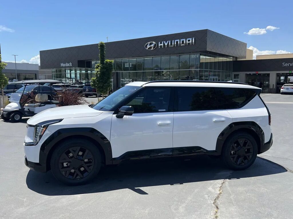 2026 Kia EV9 Land — photo 1 of 1