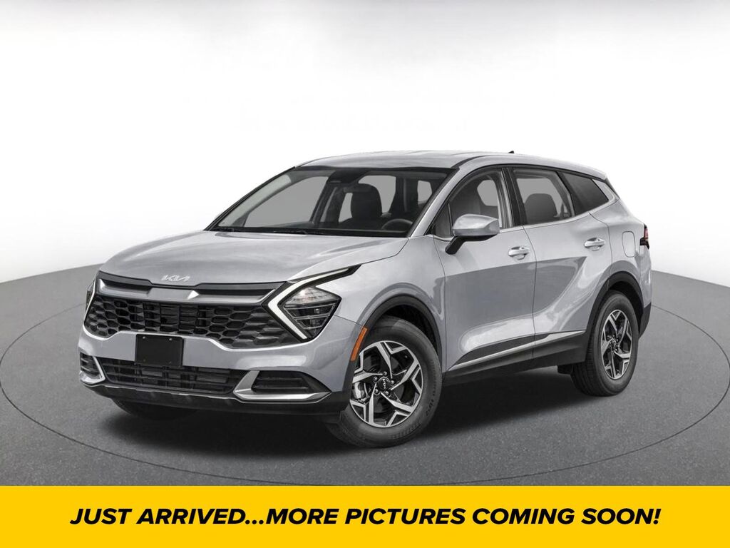 2025 Kia Sportage LX — photo 1 of 2