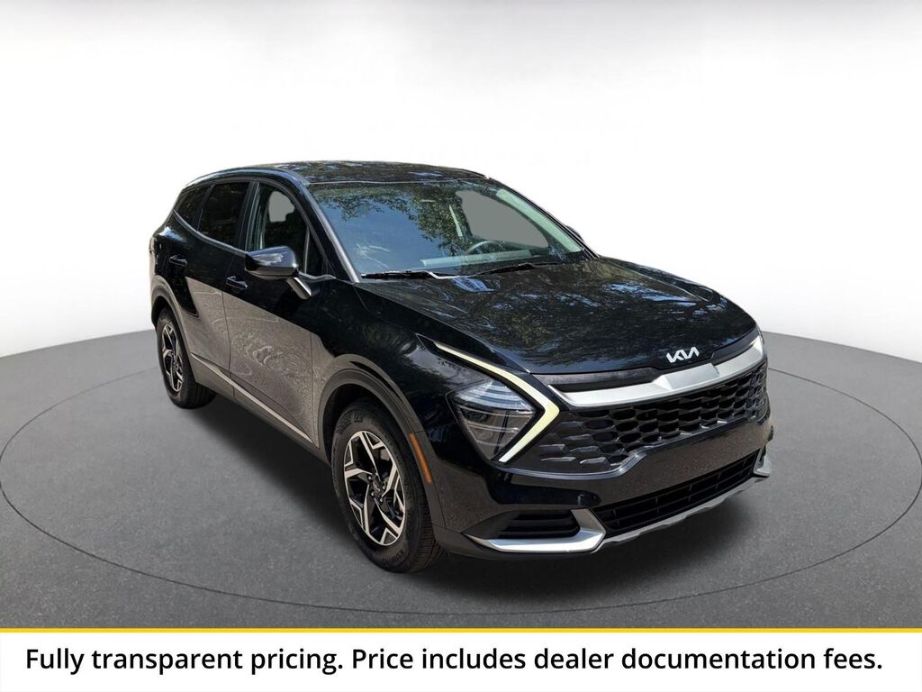 2025 Kia Sportage LX — photo 1 of 13