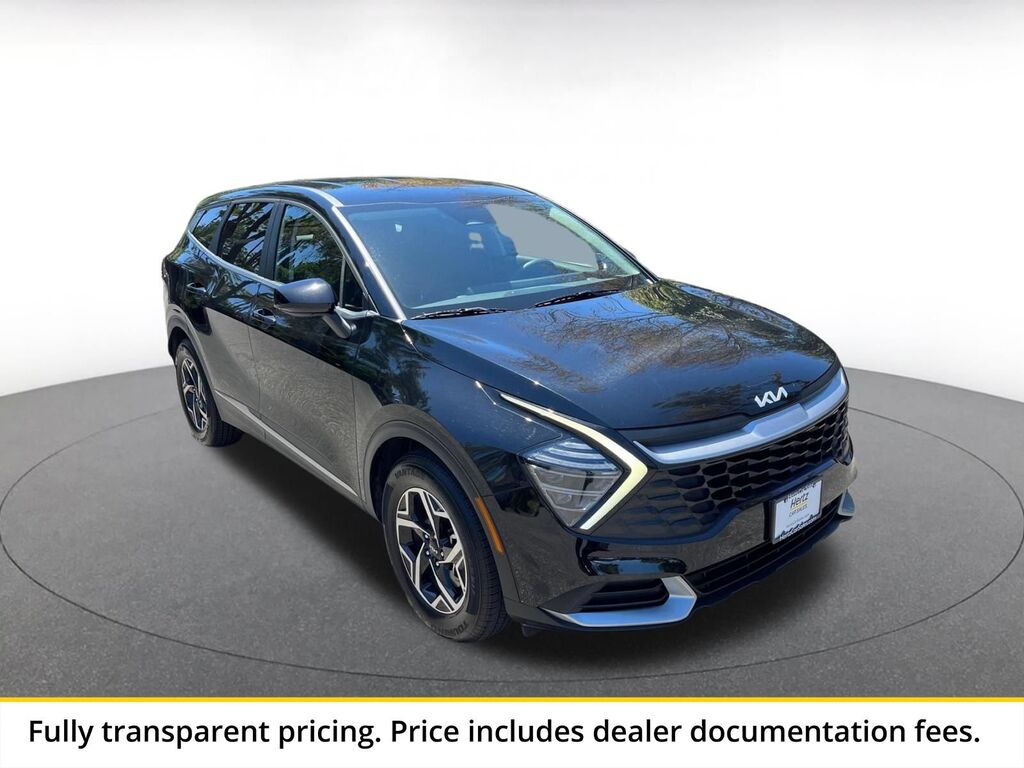 2025 Kia Sportage LX — photo 1 of 13