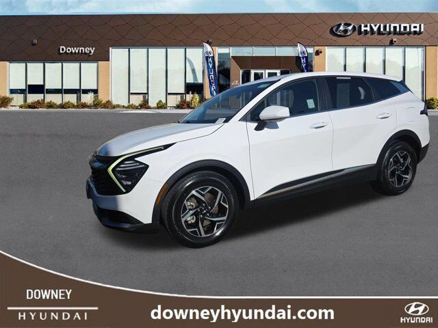 2025 Kia Sportage LX — photo 1 of 1